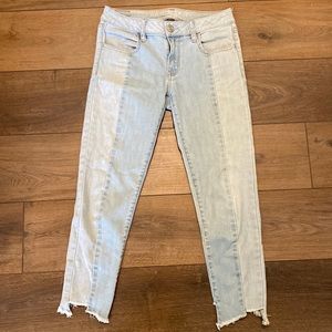 America Eagle size 6 cropped jeans